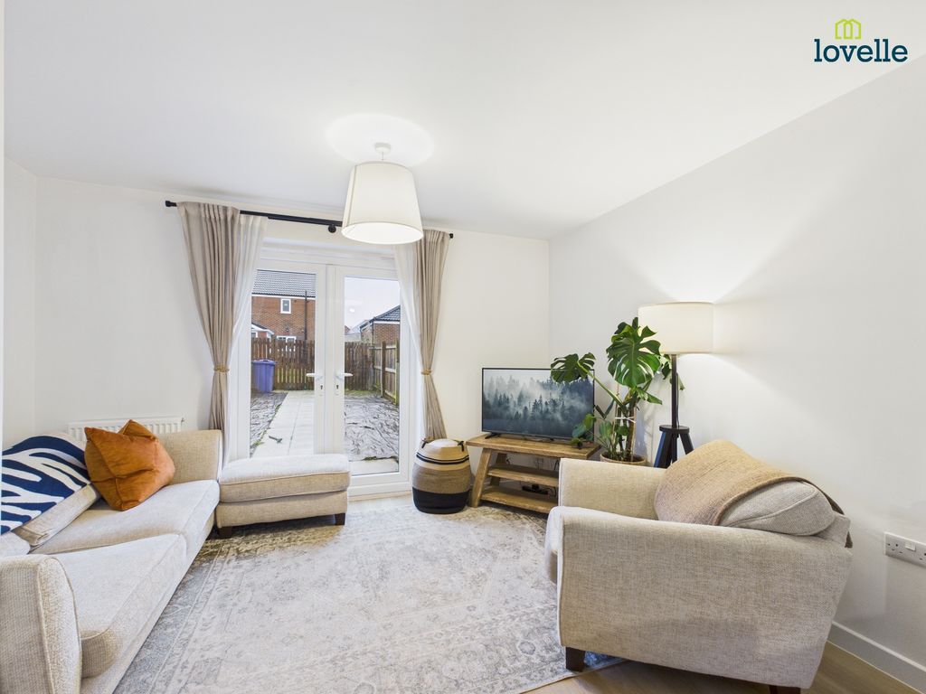 Property photo 3 of 13