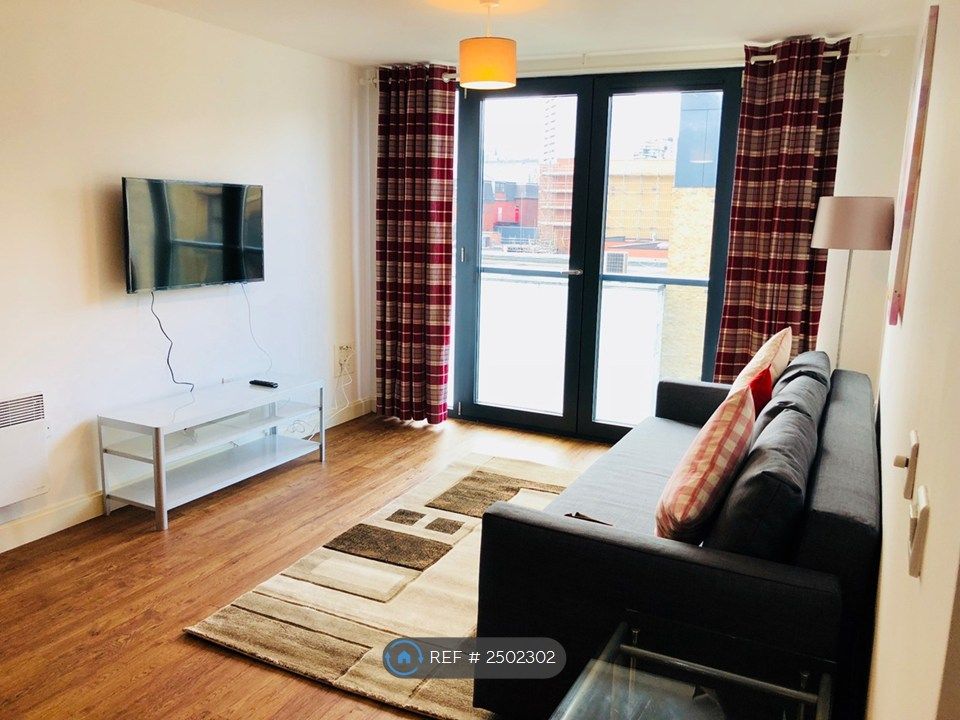 Property photo 2 of 13
