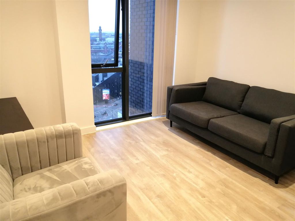 Property photo 3 of 21 Img_20241209_152402