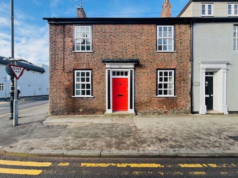 Property photo 1 of 18