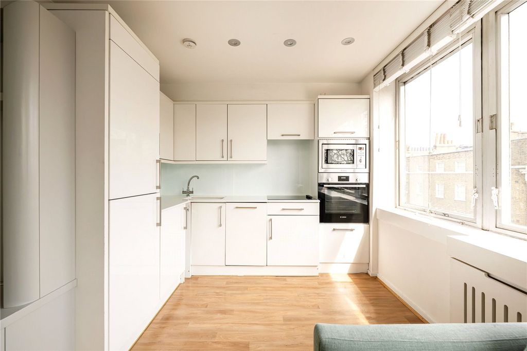 Property photo 2 of 15 Picture No. 01