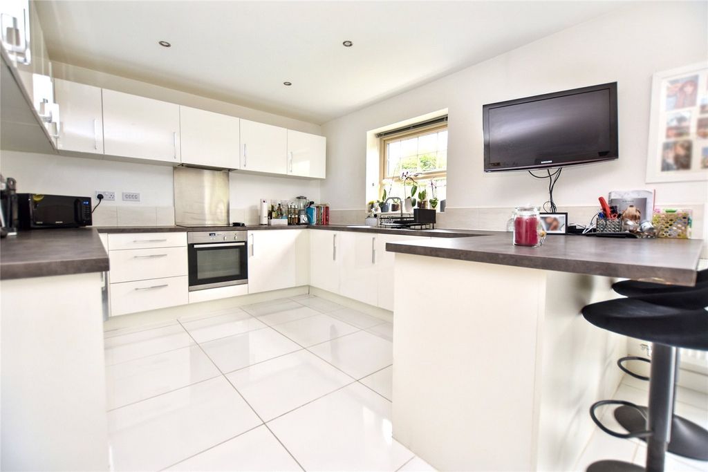 Property photo 2 of 21 Picture No. 20