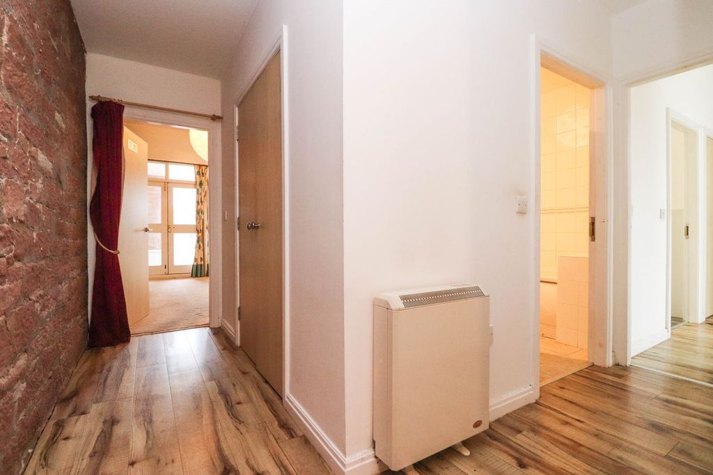 2 bed flat for saleDenton Mill Close, Denton Holme, Carlisle CA2 photo 5