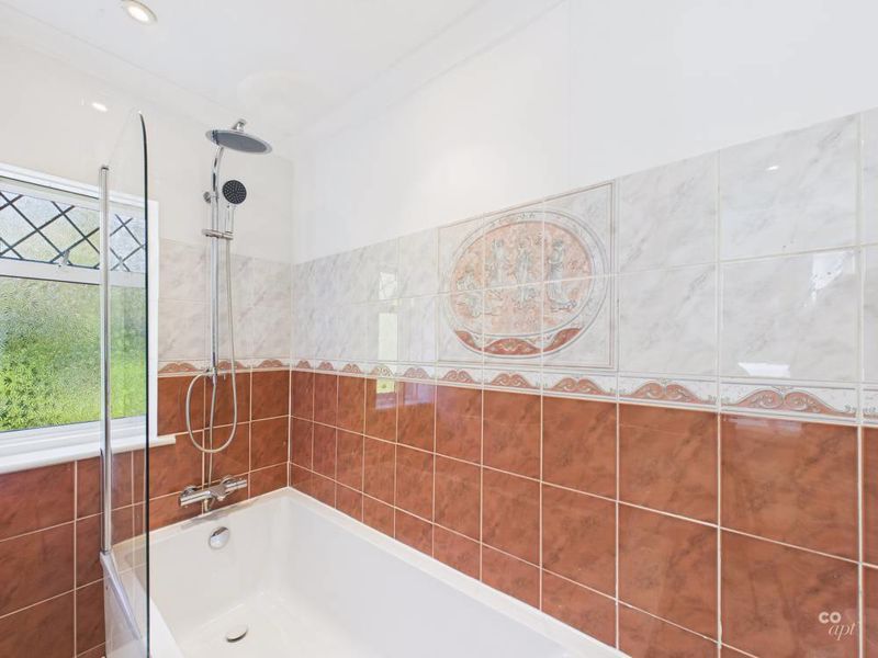 Property photo 3 of 13 Bath