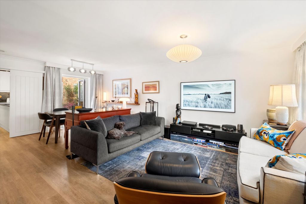 Property photo 2 of 14 Image