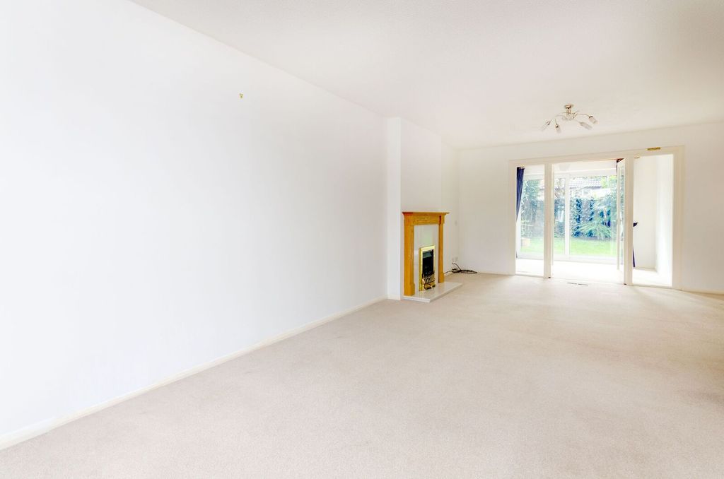 Property photo 3 of 22