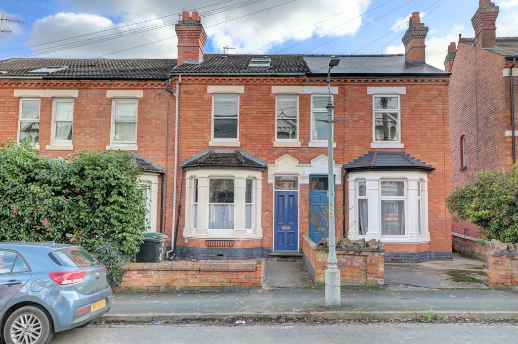 Property photo 1 of 13