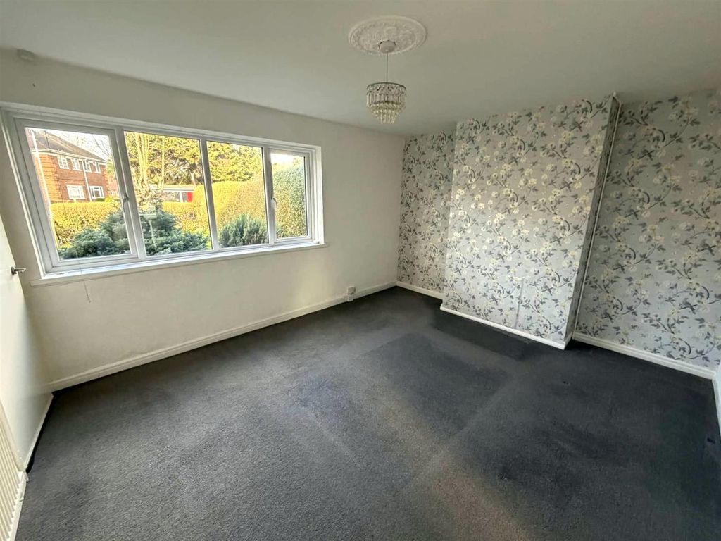 Property photo 2 of 12 c2906882-73F1-4d98-B5Dd-13E1Be21F219.Jpg