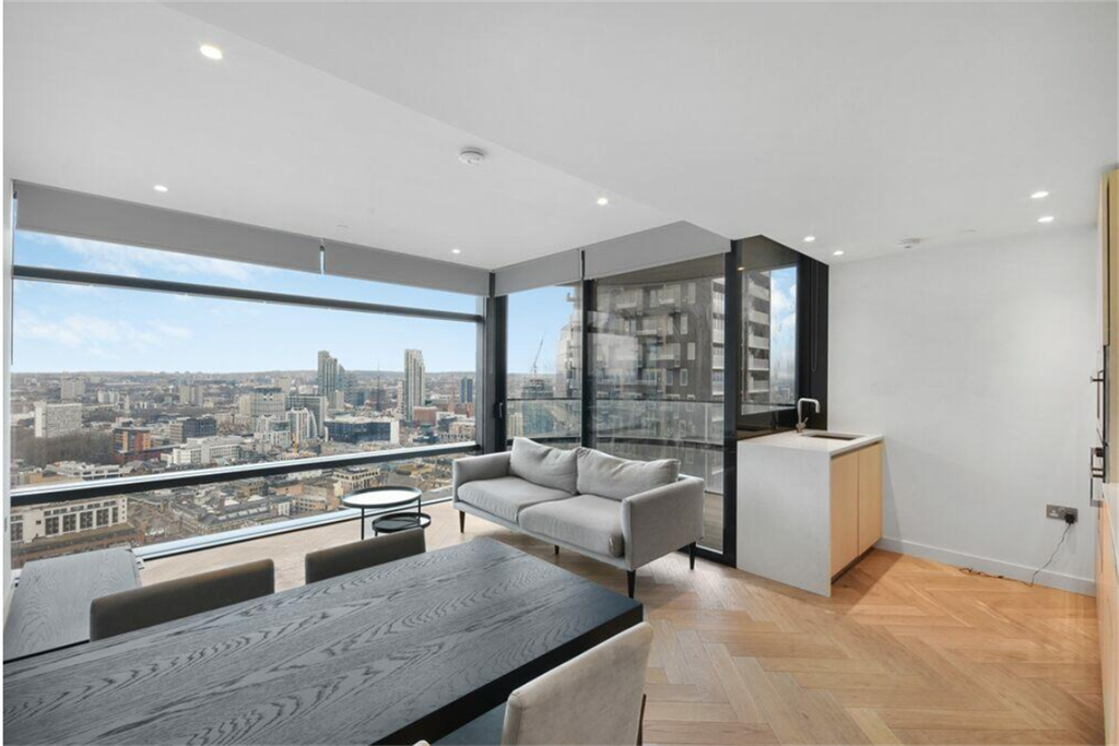 Property photo 2 of 10 Open Plan