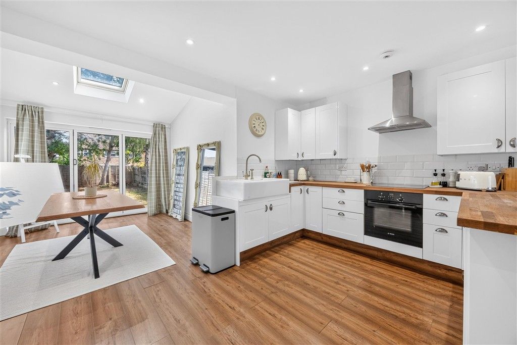 Property photo 2 of 15 Kitchen/Dining Area