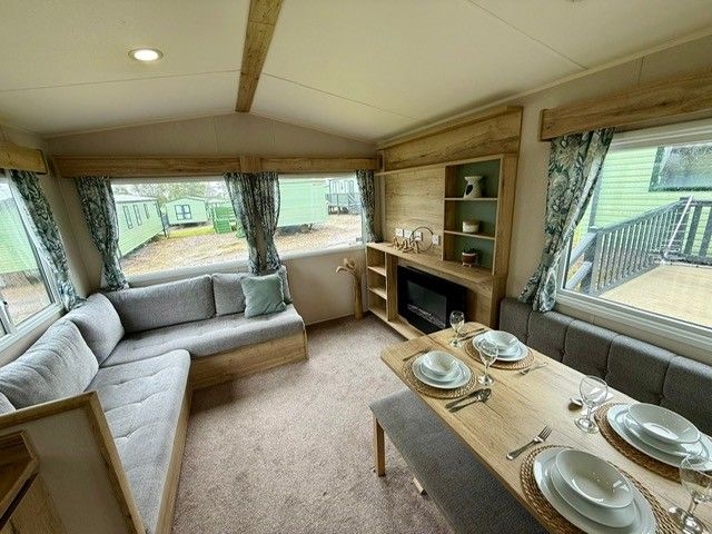 Property photo 1 of 8 Hunters Quay Holiday Village - Abi - Emerald - 2023 | For Sale