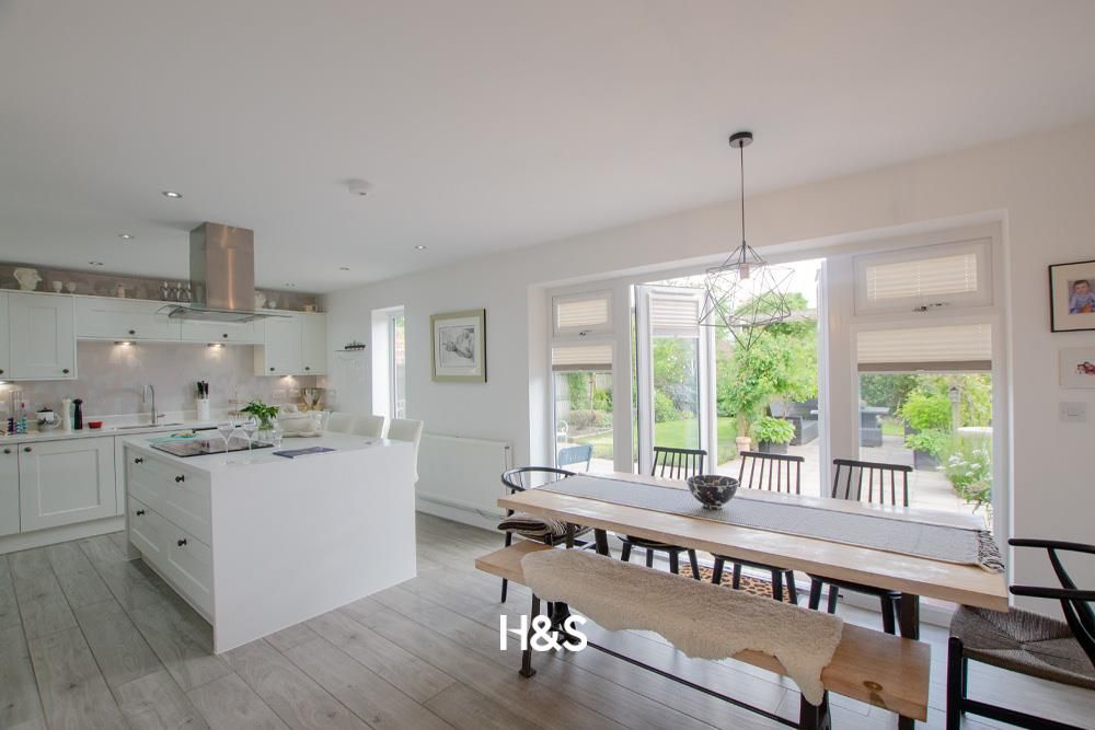 Property photo 1 of 26 111 Dewberry - Kitchen4.Jpg