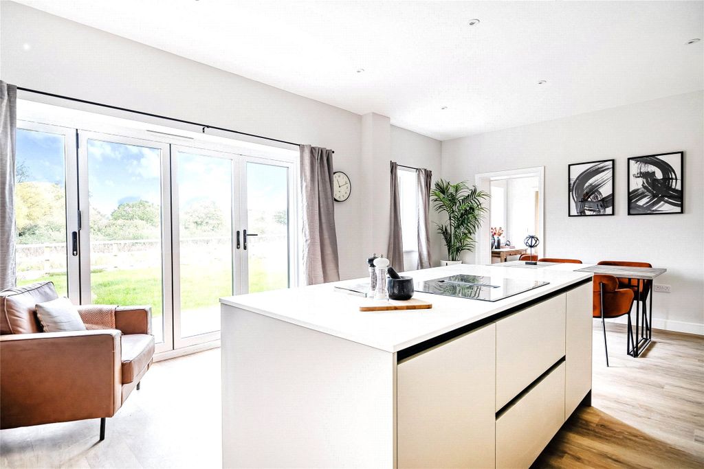 Property photo 2 of 15 Plot 8