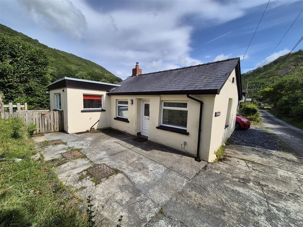Property photo 1 of 12 1000036836.Jpg