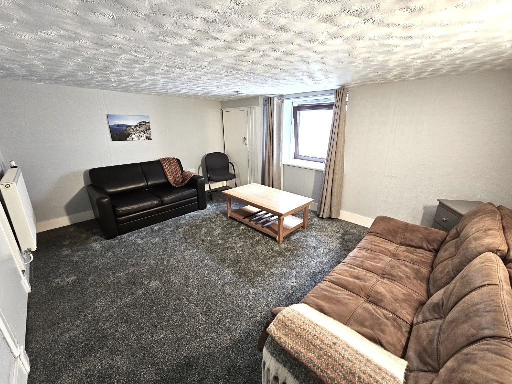 Property photo 3 of 16 Photo 3