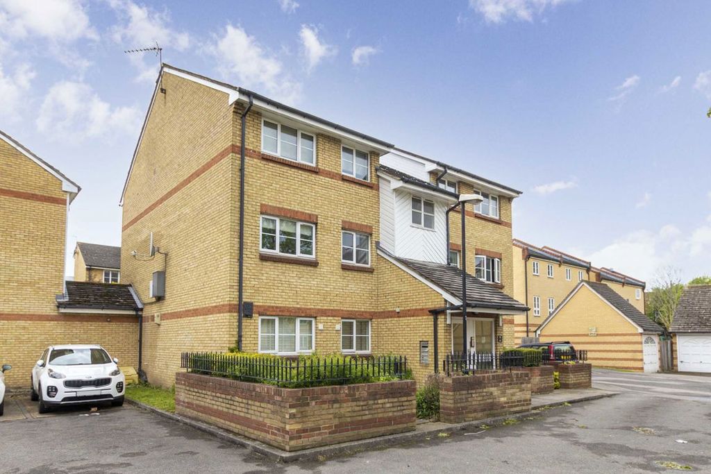 Property photo 1 of 6