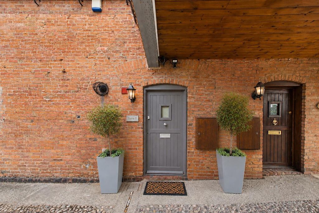 Property photo 2 of 14 A6c9037409F58Ebb89E597A68Eae6E417678Dd193B6A8483Ad