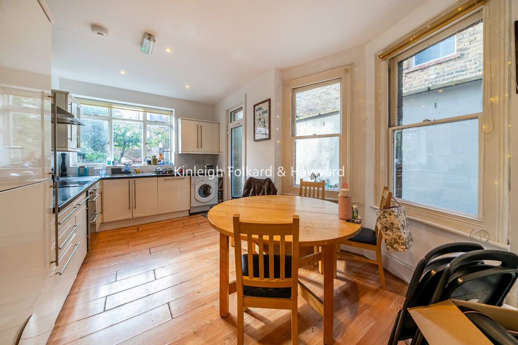 Property photo 1 of 11 Picture No. 08