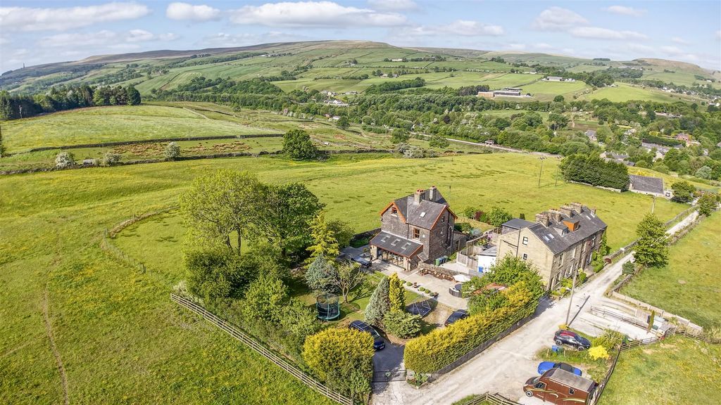 Property photo 1 of 47 Aerial Setting