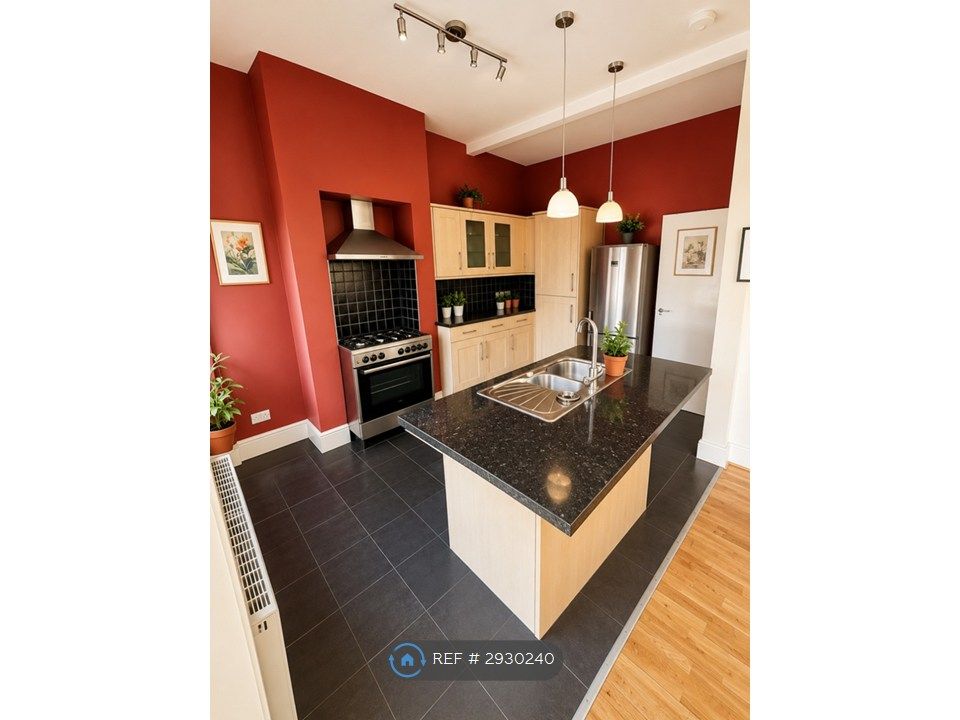 Property photo 2 of 3