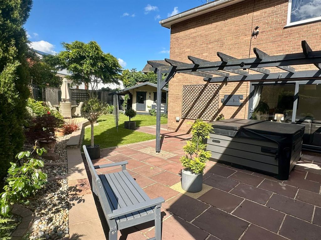 Additional image 28 of 5 bed detached house for saleHampton Dene Road, Hereford HR1