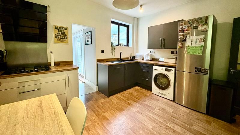 Property photo 2 of 16 Photo 14