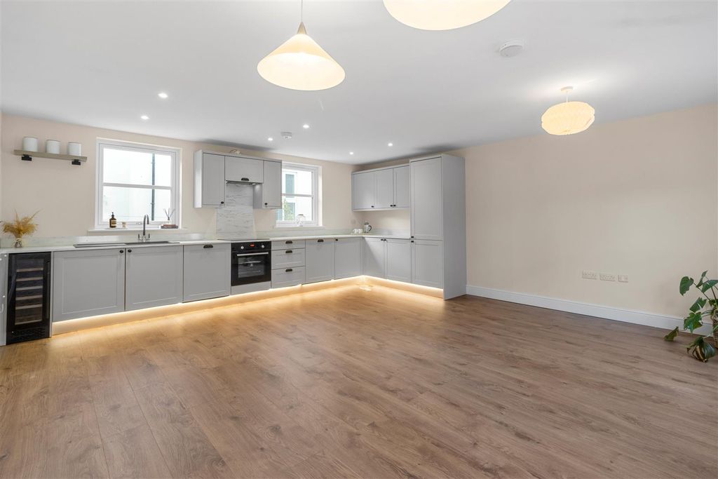 Property photo 3 of 47 Img_3314.Jpg