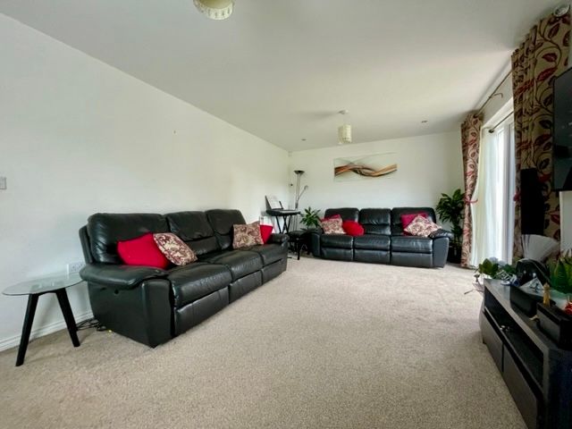 Property photo 2 of 16 Image