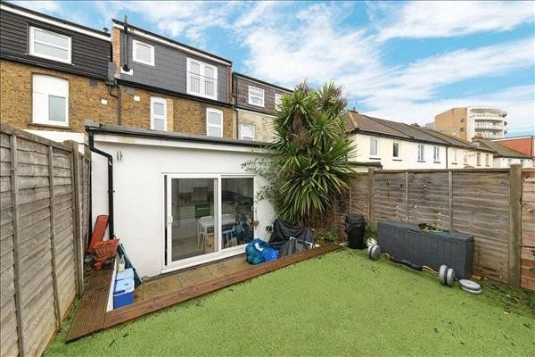 Property photo 1 of 9 Picture No. 09