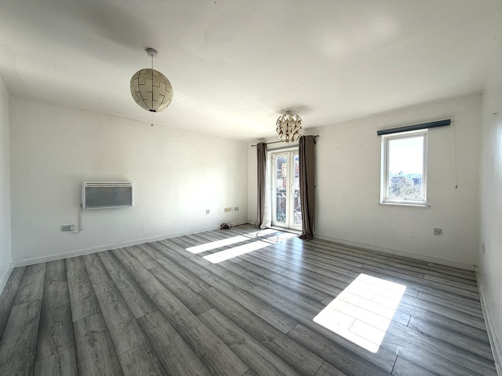 Property photo 2 of 13 Photo 14