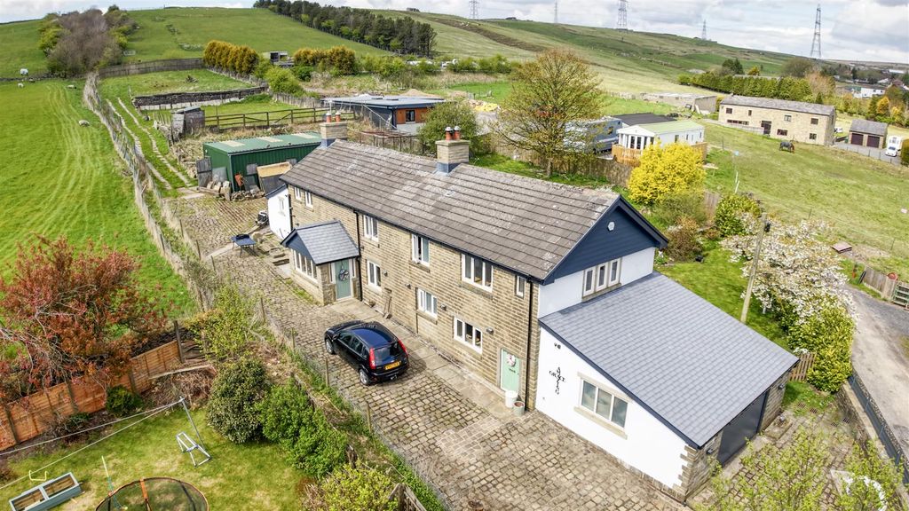 Property photo 1 of 43 Aerial Front