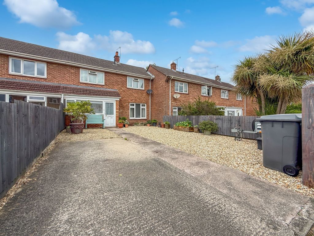 Property photo 1 of 36
