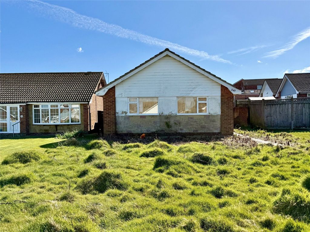 Property photo 1 of 14 Picture No. 05