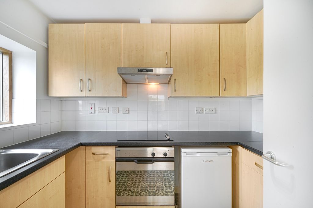 Property photo 3 of 15 Flat 46, Erin Court - 3S8Djl4Czv4Ptzzsukjj