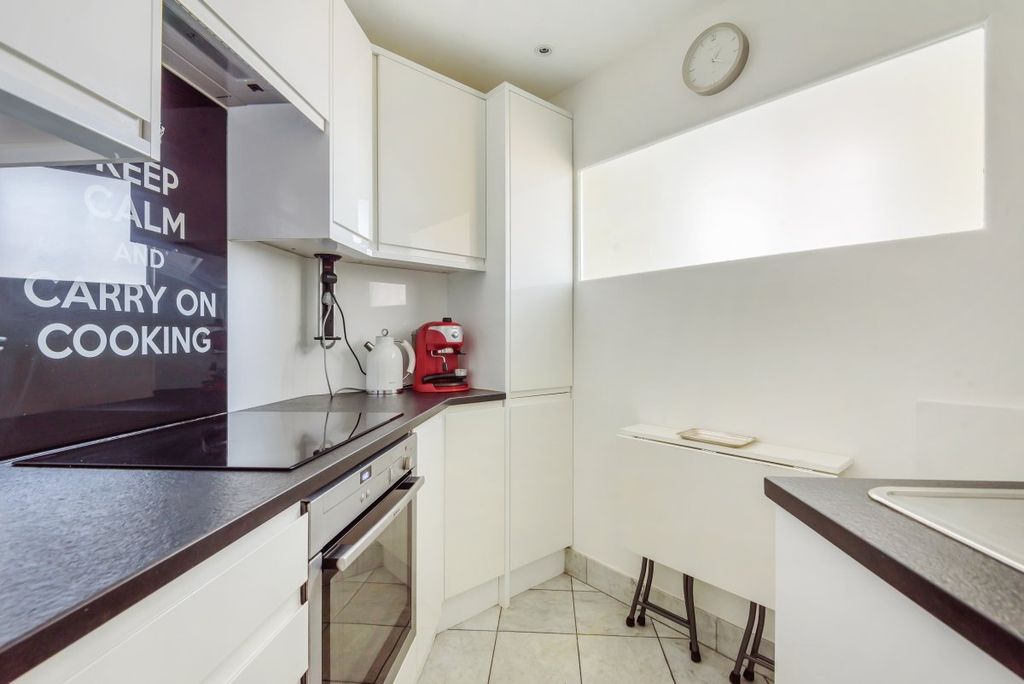 Property photo 3 of 6 876346 (5)