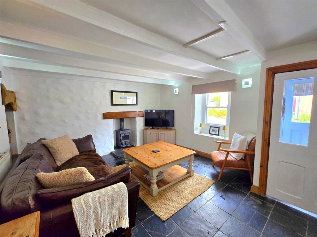 Property photo 2 of 35 Picture No. 63
