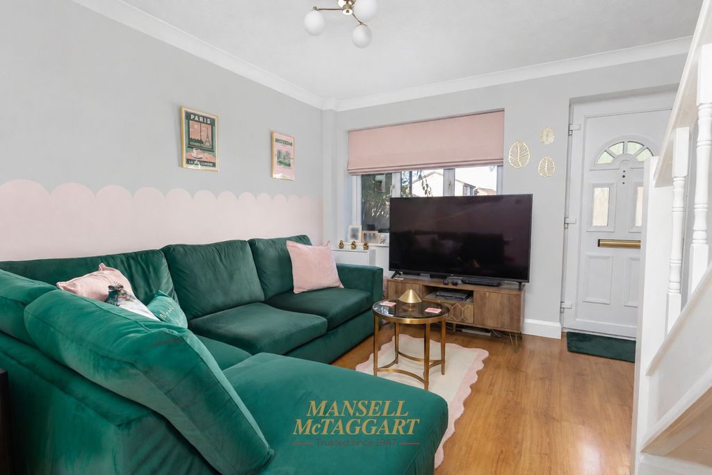 Property photo 3 of 18