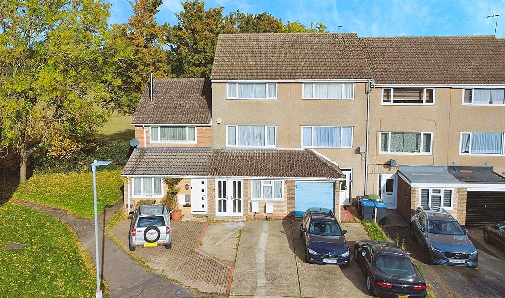 Property photo 1 of 12 689863dc-Dji_0475.Jpg