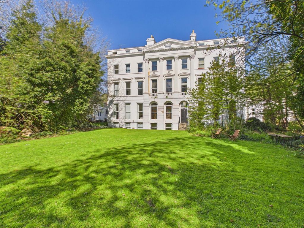 Property photo 1 of 18 Cam03844G0-Pr0438-Still007.Jpg