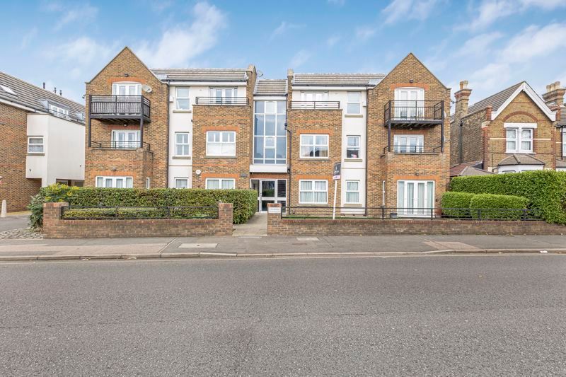 Property photo 1 of 16 External