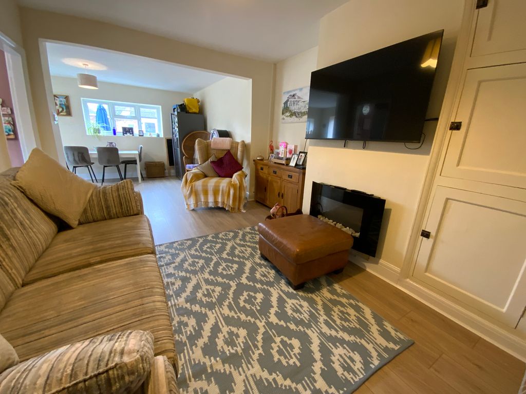 Property photo 2 of 16 Img_1801