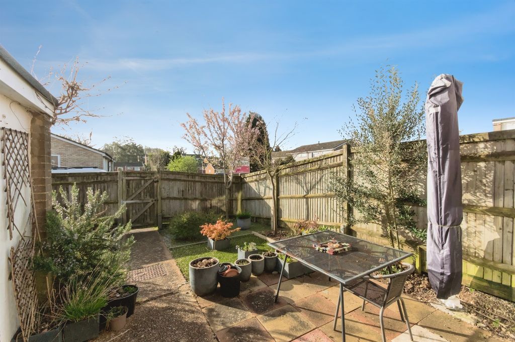 Property photo 2 of 16