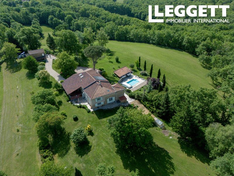 Property photo 2 of 10