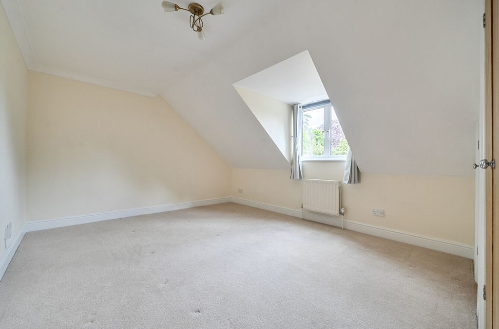 Additional image 16 of 2 bed flat for saleAndrews Reach, Bourne End SL8