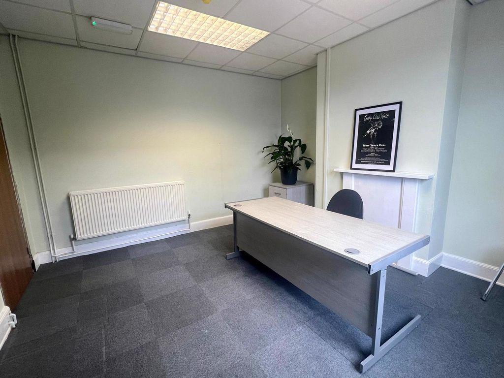 Property photo 3 of 8