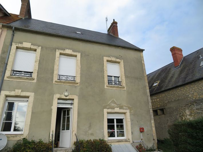 Property photo 1 of 12