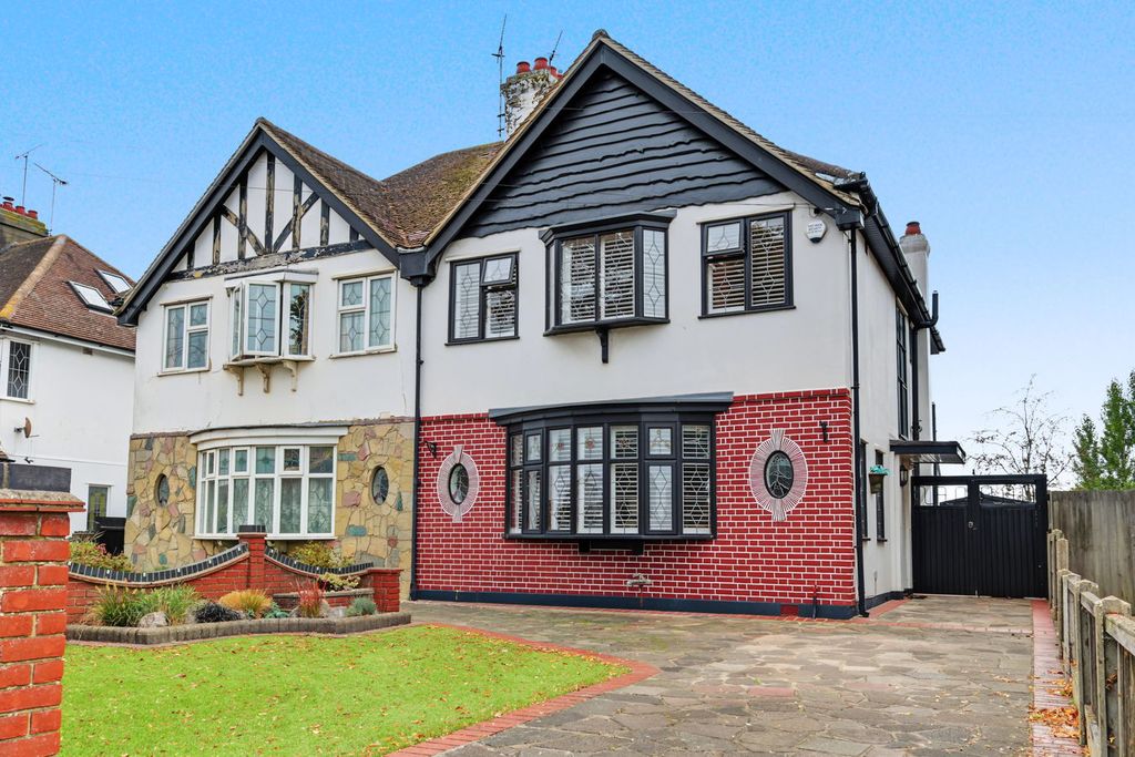 Property photo 1 of 22