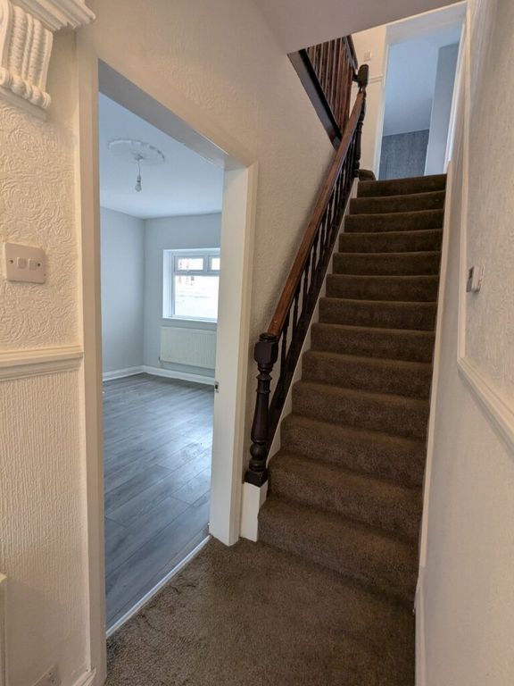 Property photo 2 of 23