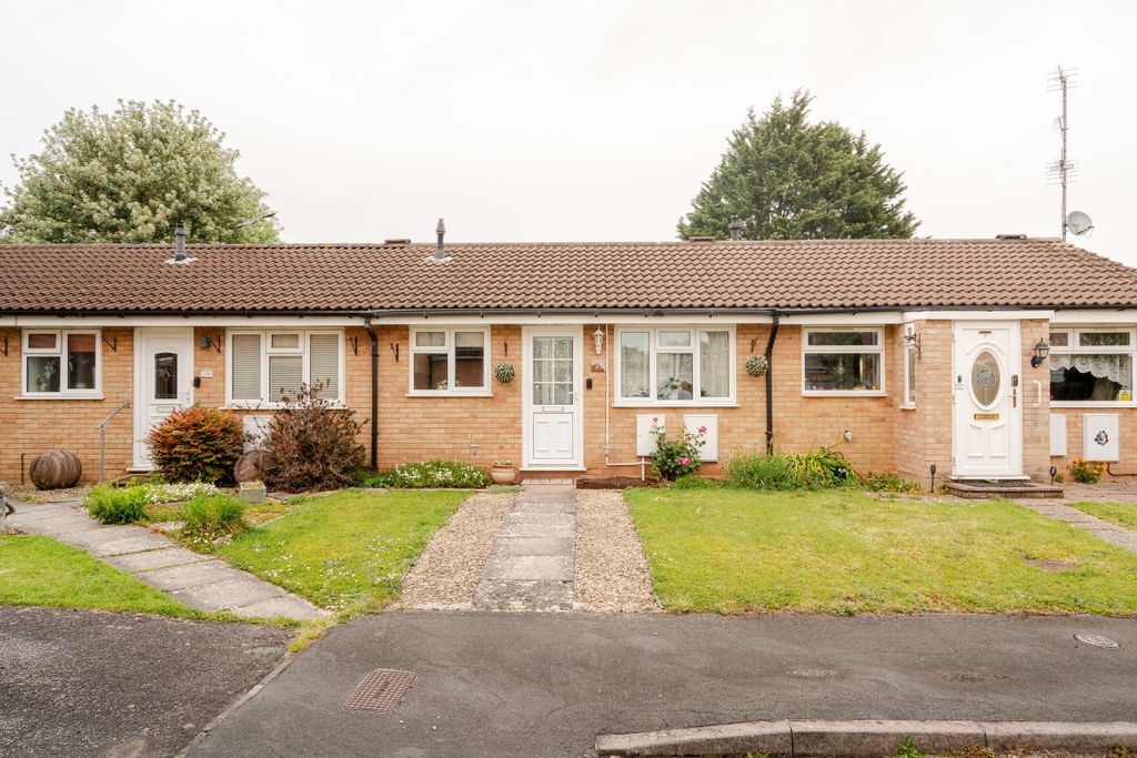 Property photo 1 of 14 13