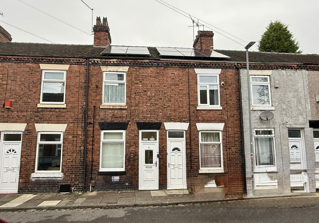 Property photo 2 of 21 Front (Exterior)